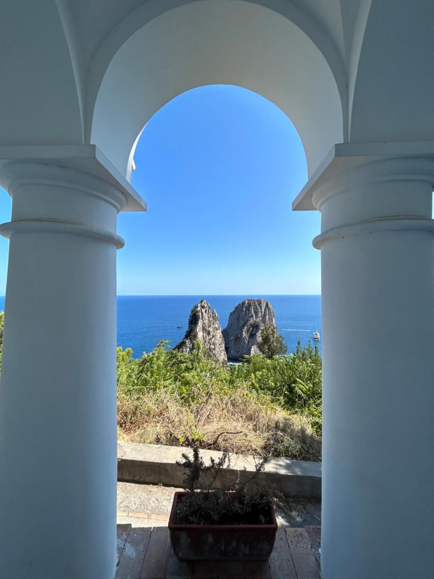 Monacone Vista Mare Apartment กาปรี ภายนอก รูปภาพ