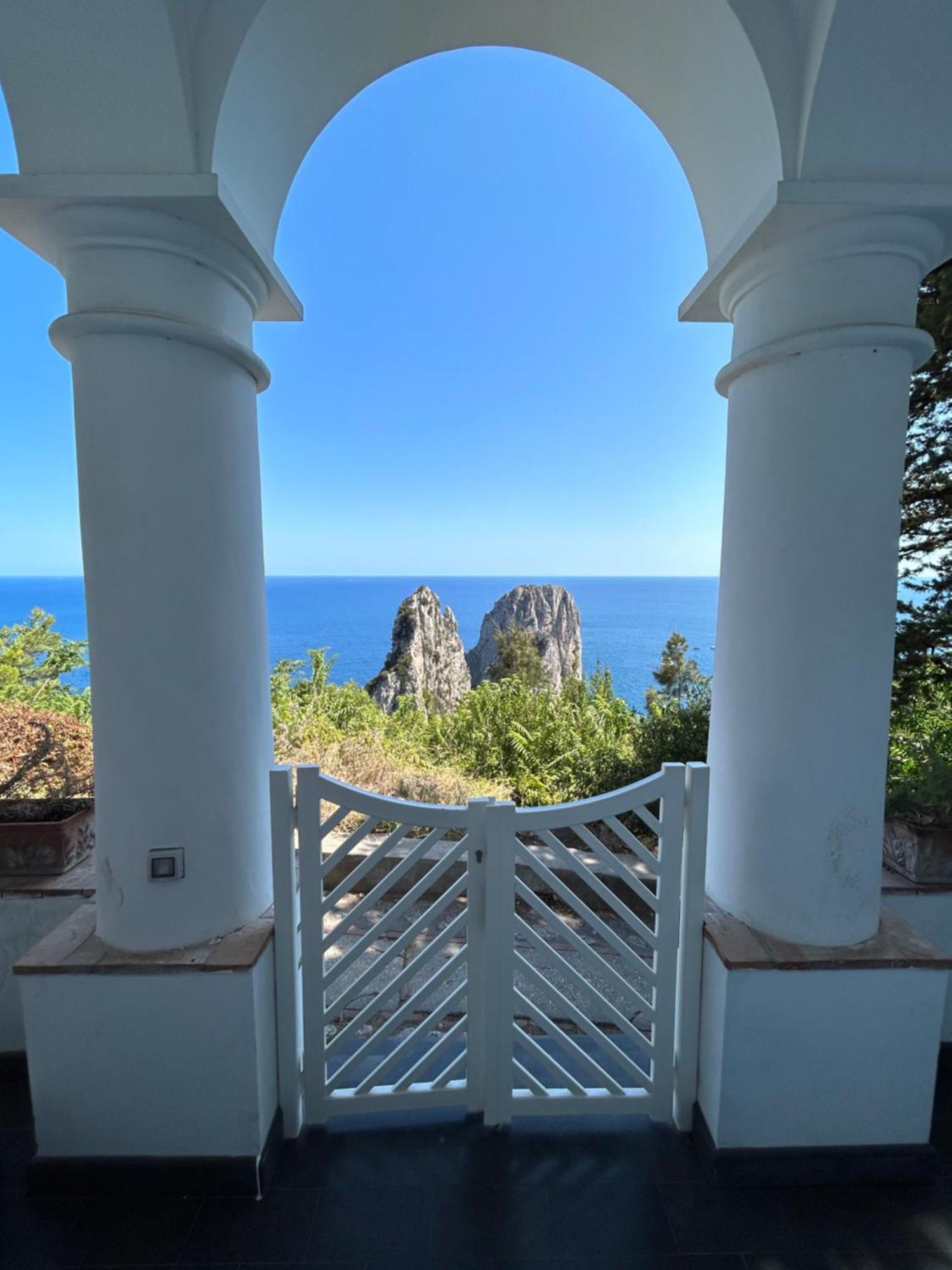 Monacone Vista Mare Apartment กาปรี ภายนอก รูปภาพ